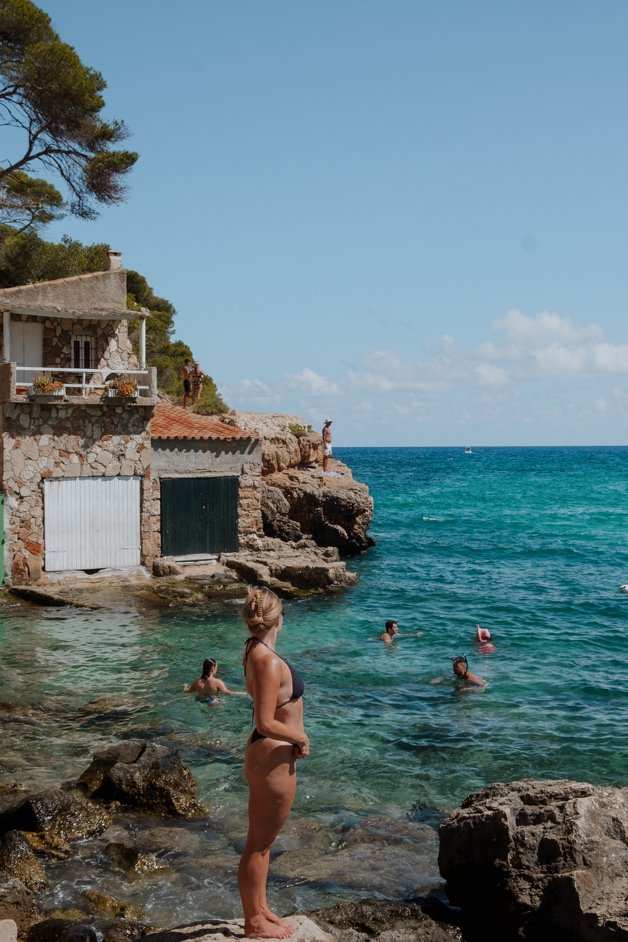 jana meerman cala llombards beach mallorca spain-01