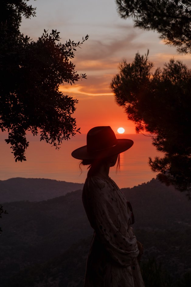 jana meerman sa calobra mountain pass sunset mallorca-01