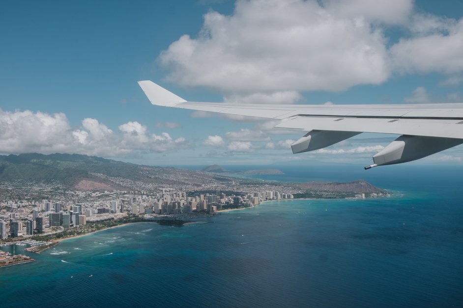 jana meerman honolulu hawaii airplane view-11