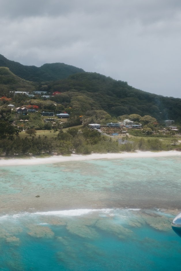 jana meerman aitutaki rarotonga flight plane view cook islands-12