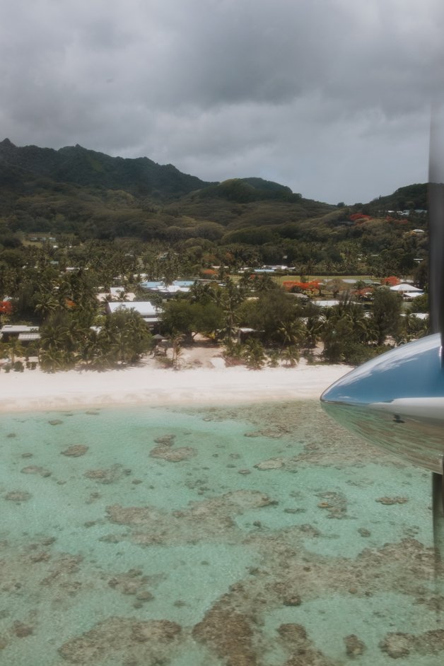 jana meerman aitutaki rarotonga flight plane view cook islands-12