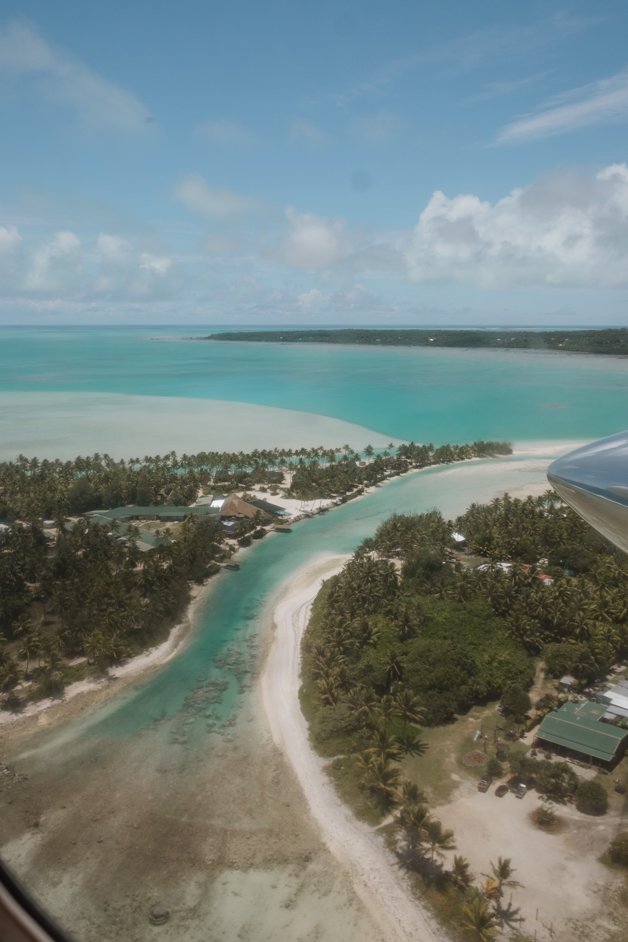 jana meerman aitutaki rarotonga flight plane view cook islands-1