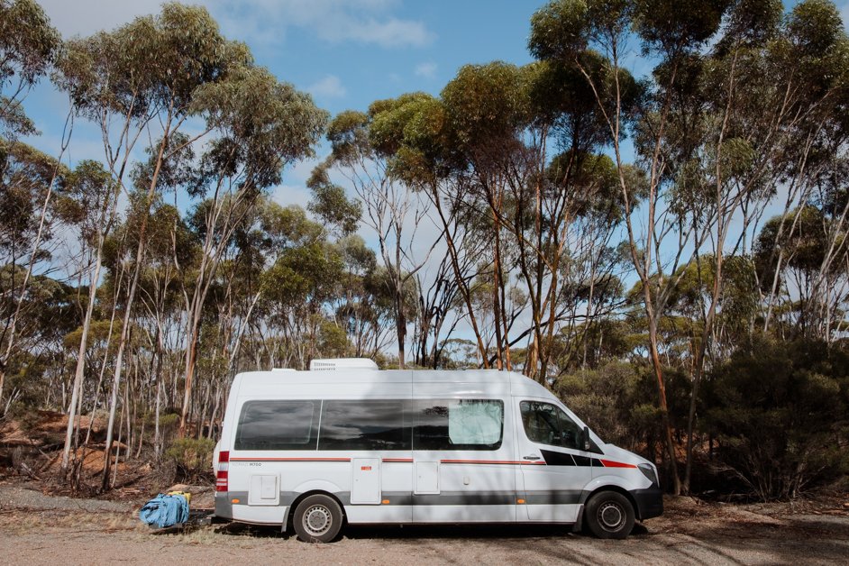 jana meerman arthurs rest free campground nullarbor australia-2