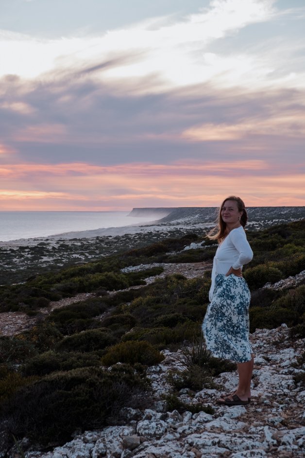 jana meerman tomato cliff sunset nullarbor australia-10