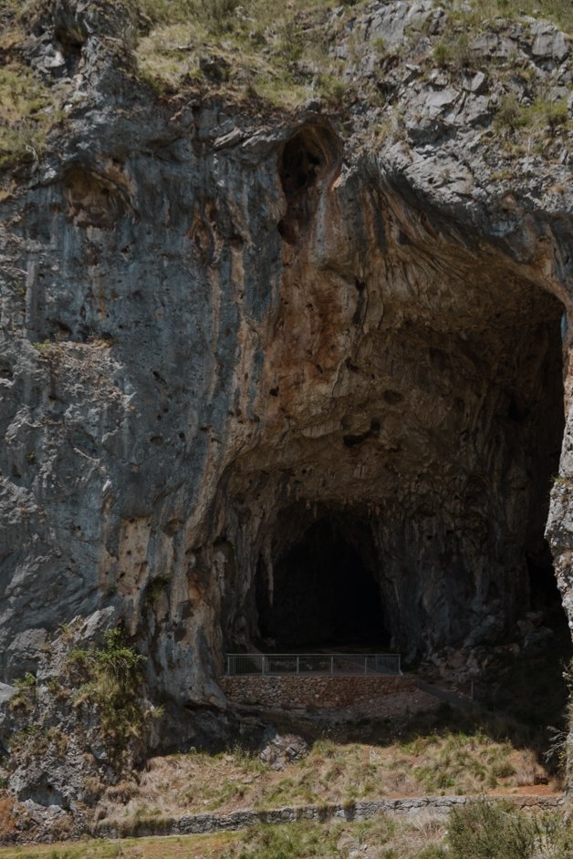 jana meerman yarrangobilly caves snowy mountains australia-11
