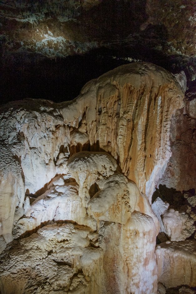 jana meerman yarrangobilly caves snowy mountains australia-11