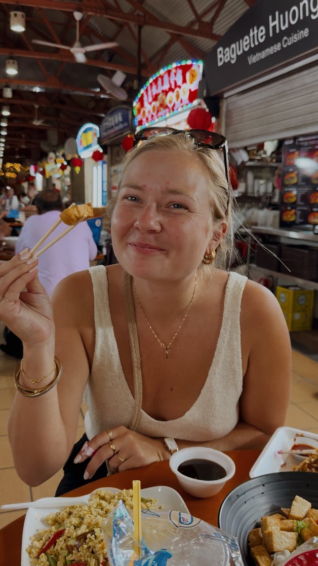 jana meerman maxwell food centre singapore-2