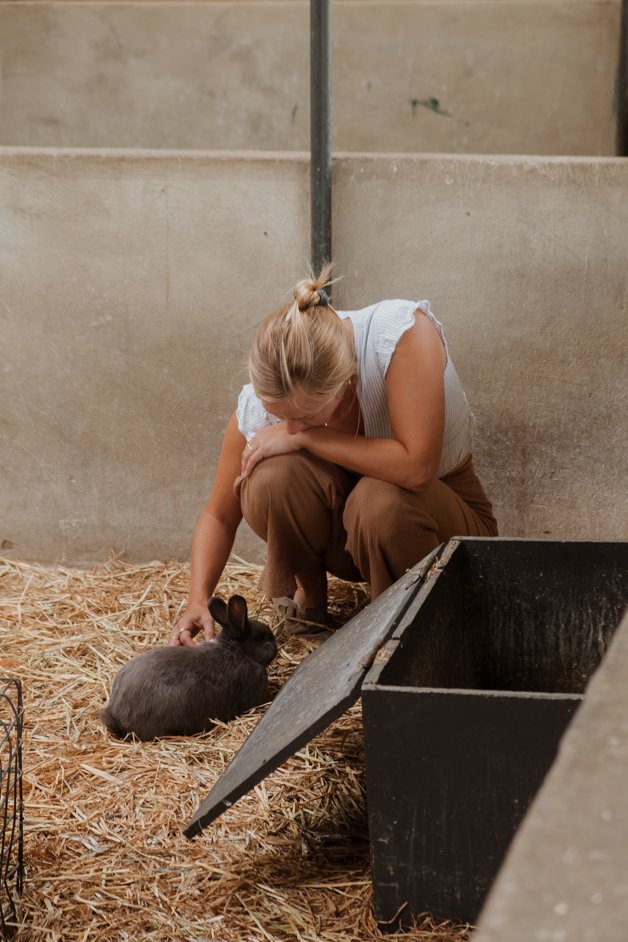 jana meerman glen forest animal park australia-145