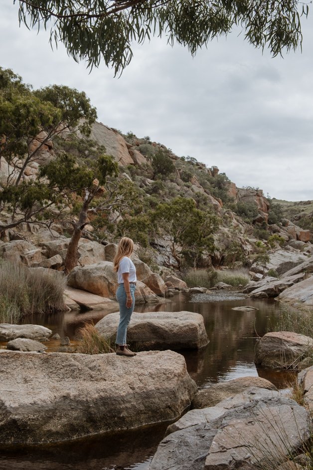 jana meerman mannum waterfalls hike australia-01