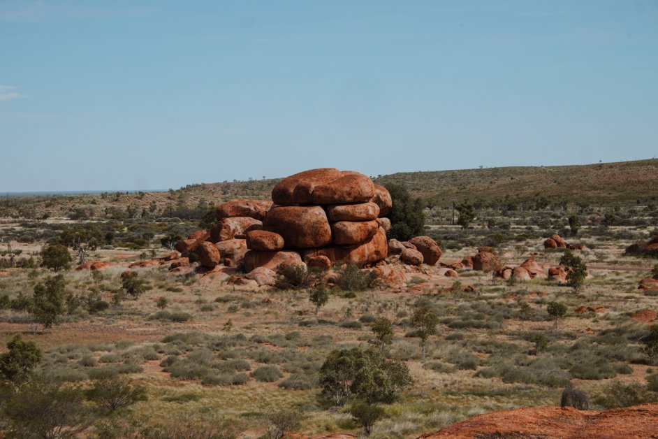 jana meerman devils marbles australia-01