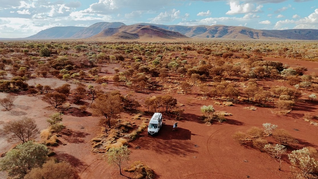jana meerman karijini national park drone australia-1