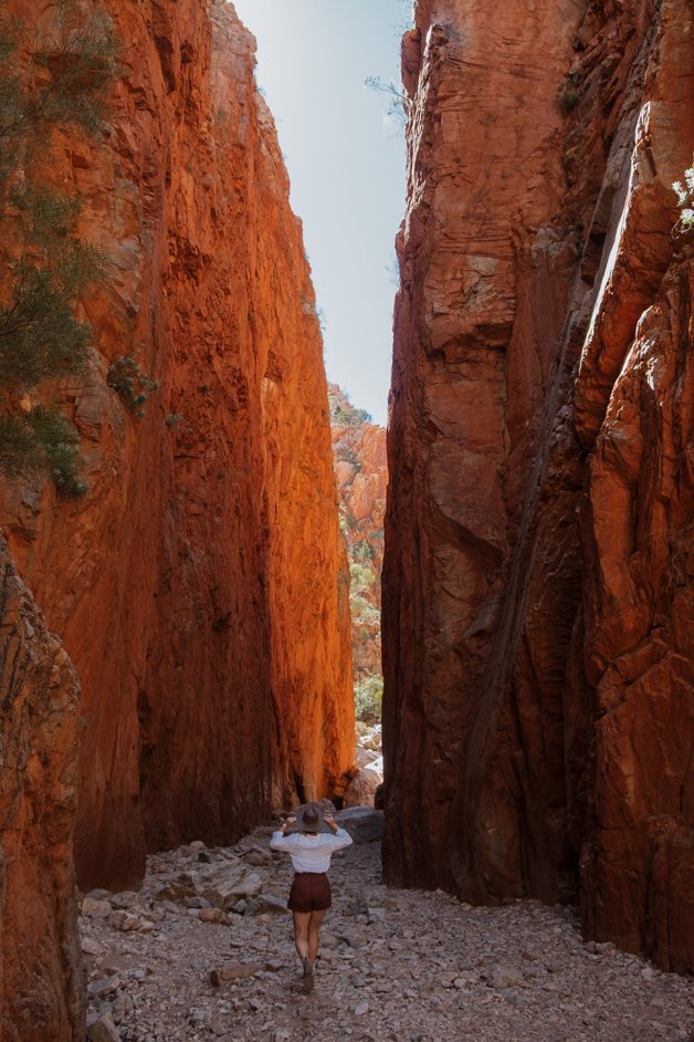 jana meerman tjoritja - west macdonnell national park australia-009