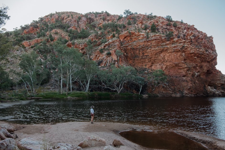 jana meerman tjoritja - west macdonnell national park australia-070