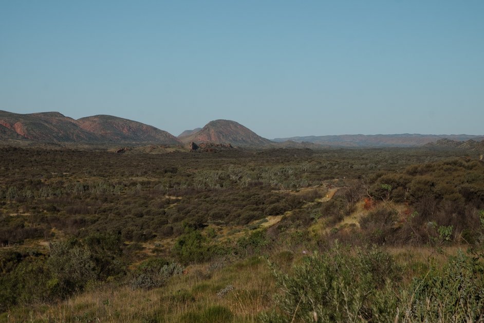 jana meerman tjoritja - west macdonnell national park australia-071