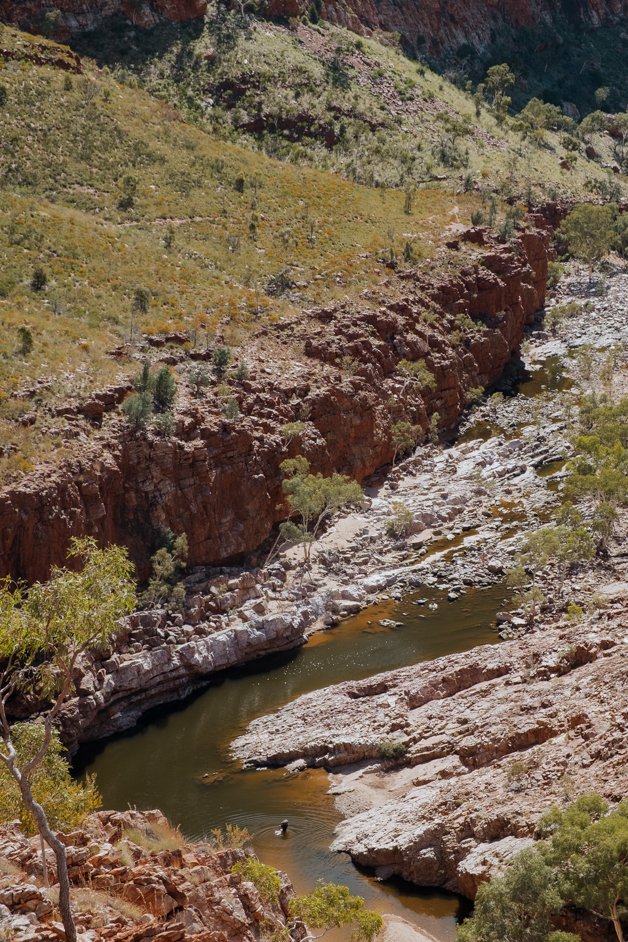 jana meerman tjoritja - west macdonnell national park australia-098