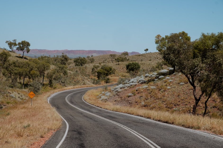 jana meerman tjoritja - west macdonnell national park australia-006