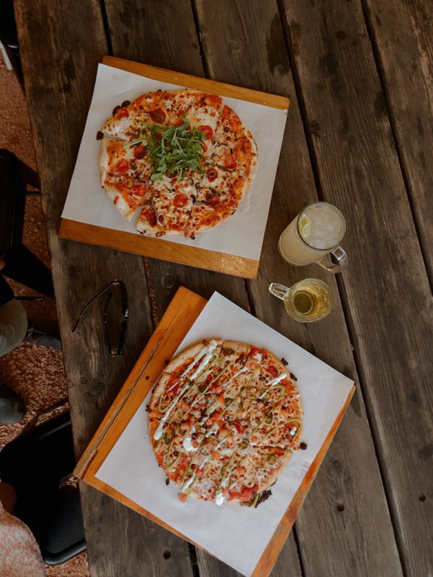 jana meerman whalebone brewing company pizza exmouth australia-4