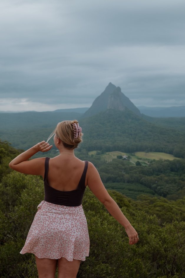 jana meerman mount ngungun hike glass house mountains australia-3